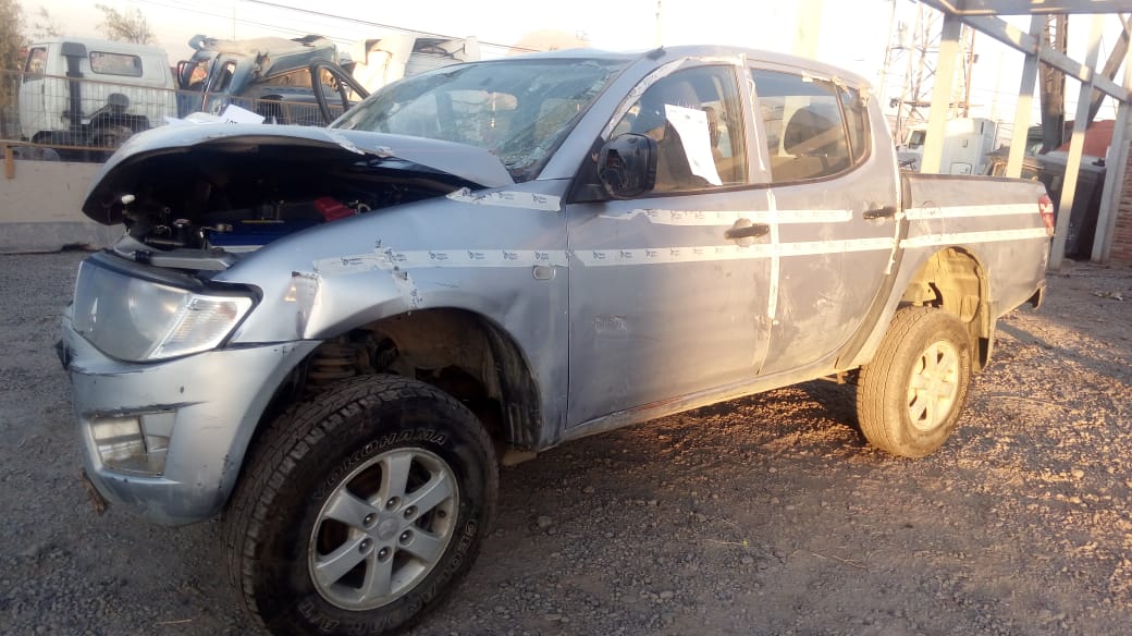 Mitsubishi L200 2015 - 1 REPUESTO USADO/USADA EN DESARME
